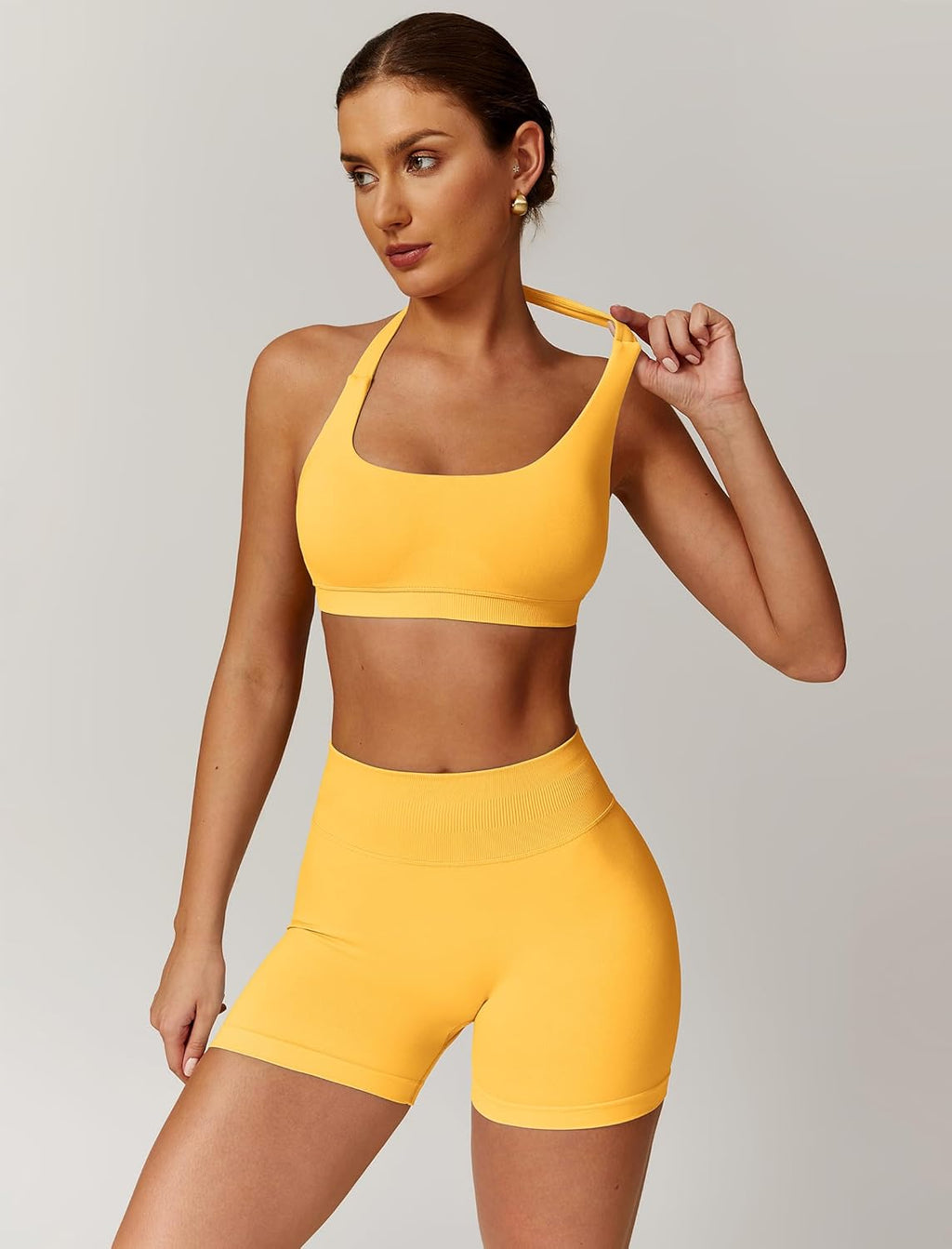 Workout Sets for Women 2 Piece Seamless Halter Sports Bra Scrunch Butt Impact Shorts Gym Yoga Outfits